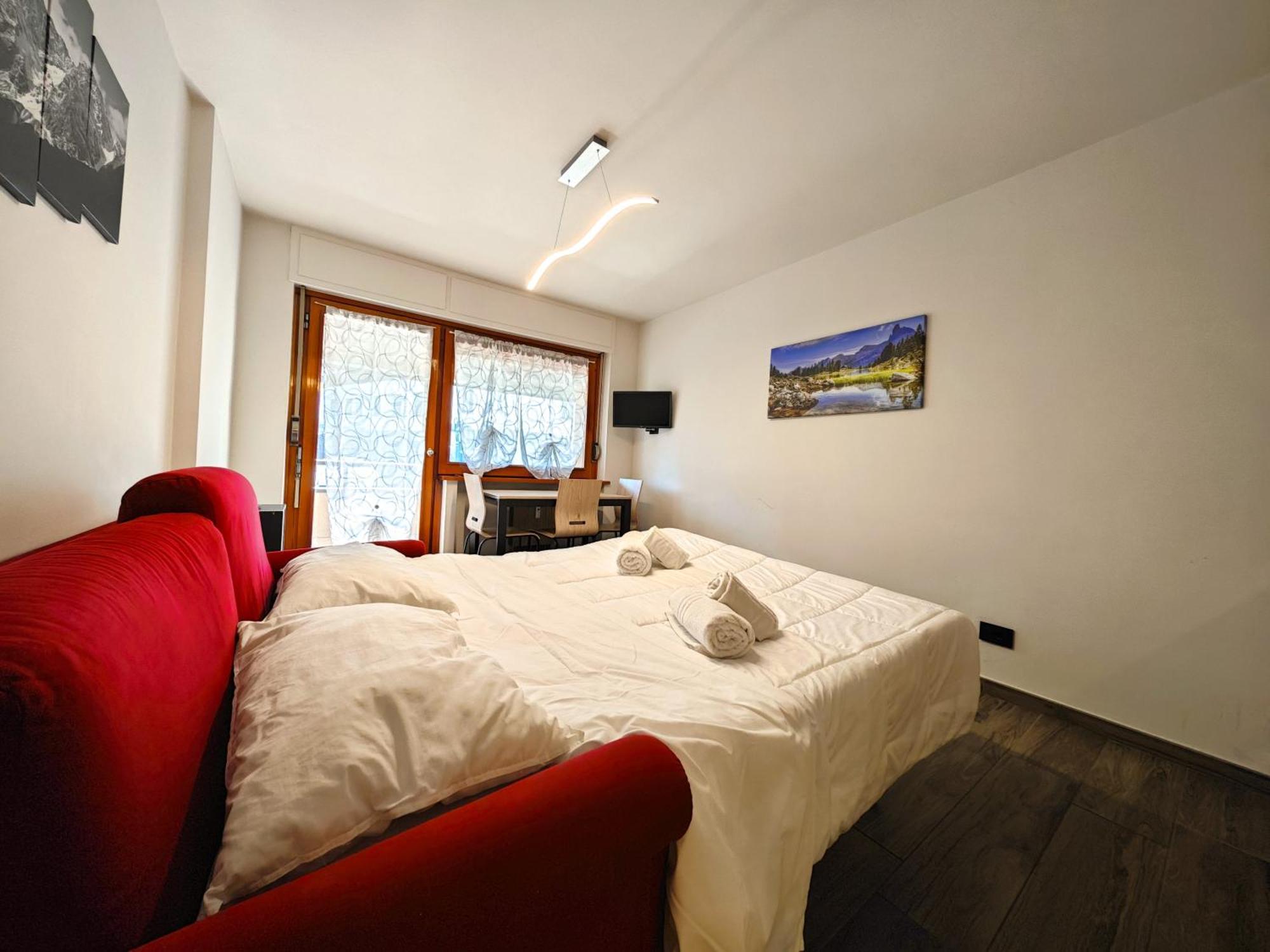 Hostdomus - City Center Apartment Colle Colle Sestriere Εξωτερικό φωτογραφία