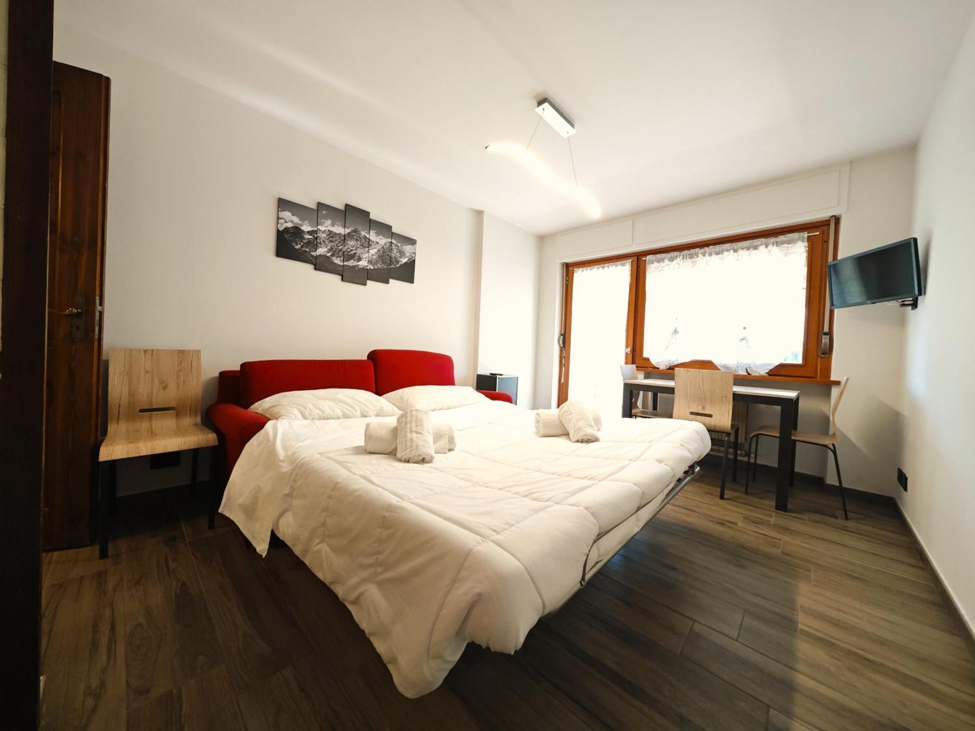 Hostdomus - City Center Apartment Colle Colle Sestriere Εξωτερικό φωτογραφία